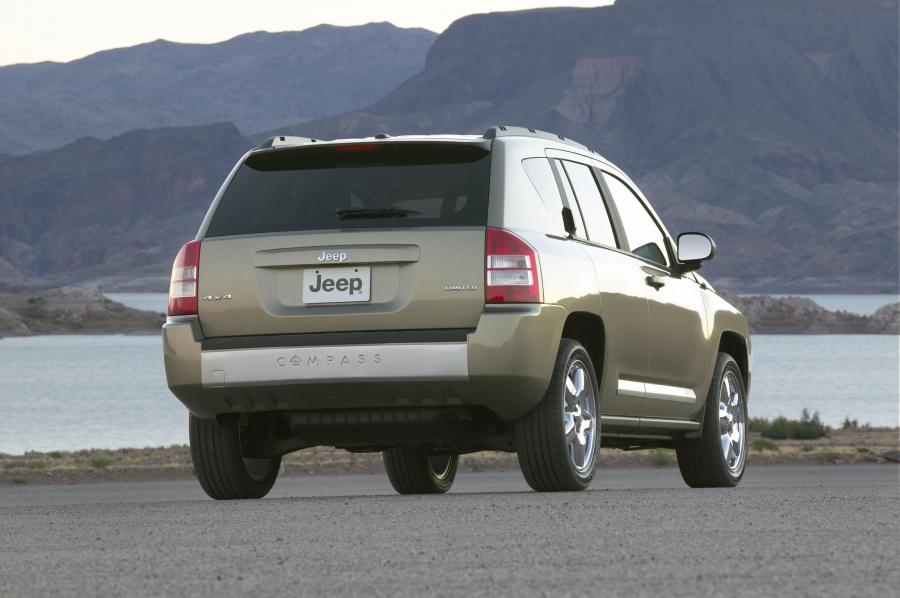  Jeep Compass 2007 года  (фото 22 из 100)
